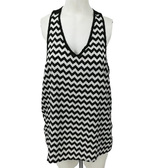 Charlotte Russe Sheer Chevron Tank Top Size M Black White Stripe Keyhole Blouse - Picture 1 of 11